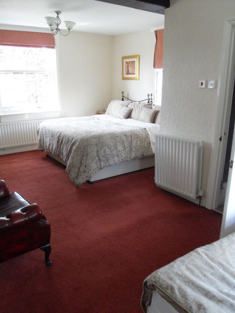 Springfield House - Birmingham Airport & Nec Bed & Breakfast Коуслхил Екстериор снимка