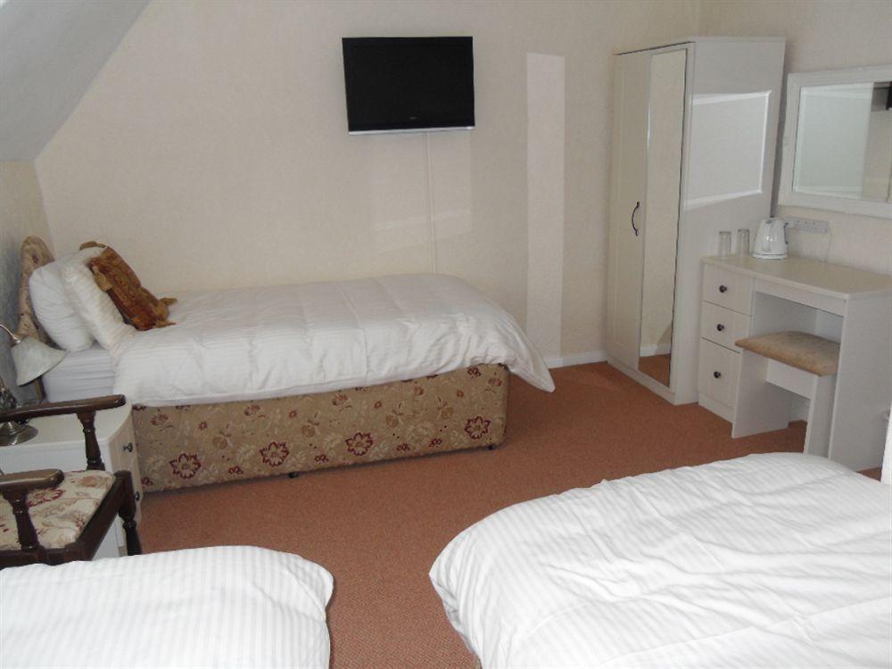 Springfield House - Birmingham Airport & Nec Bed & Breakfast Коуслхил Екстериор снимка